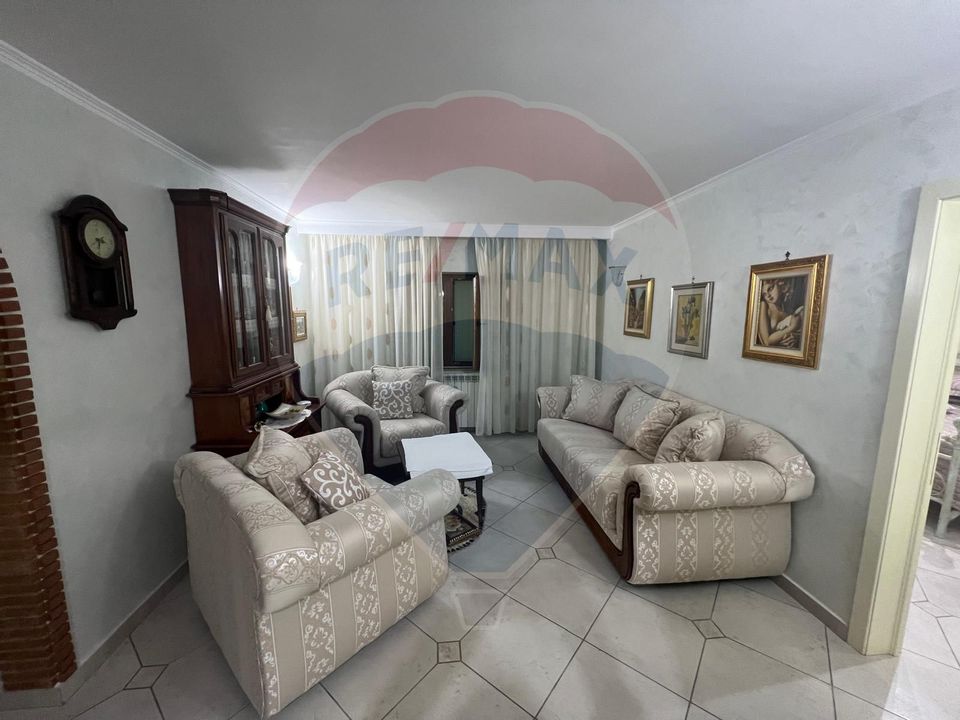 4 room Apartment for sale, Exterior Est area