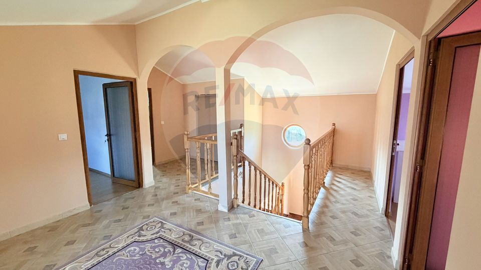 4 room House / Villa for sale