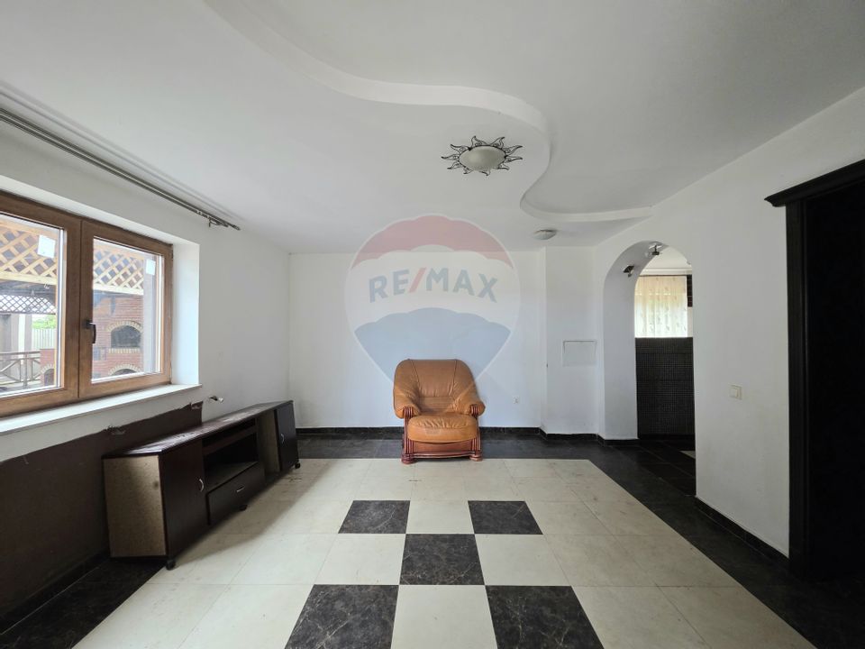 De vânzare proprietate unicat în Sascut - Bacău