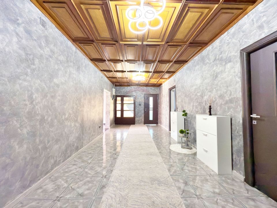 Casă cu 5 camere de vânzare loc. Frumușeni, jud. Arad