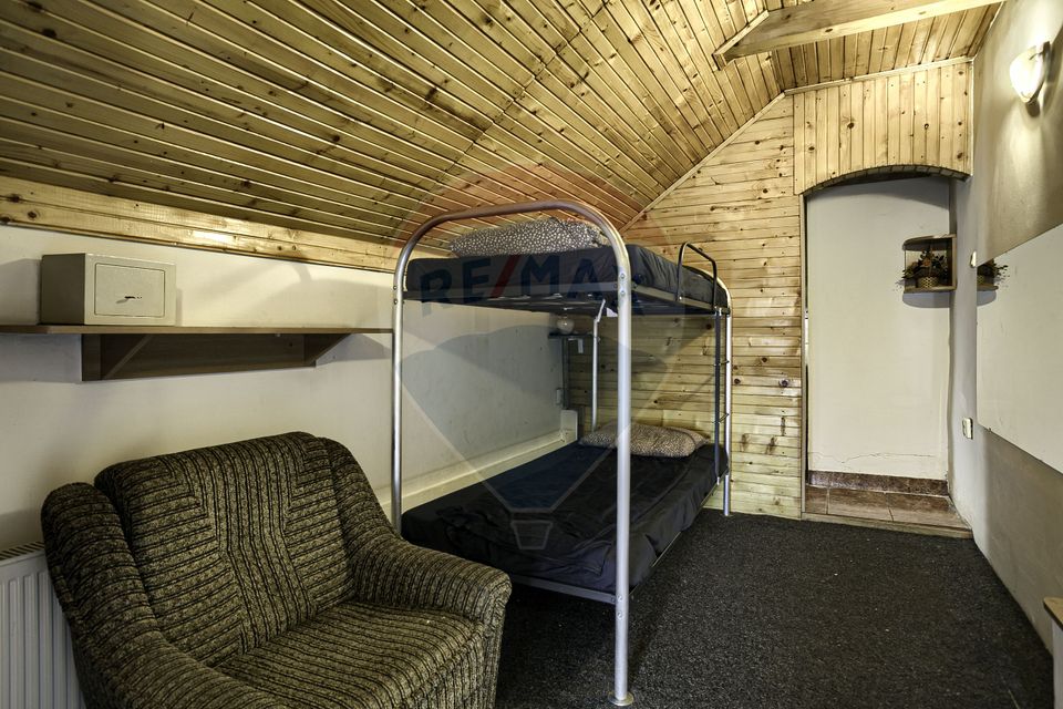 Cladire 10 camere de vânzare zona Intim/ Preluare chiriaș