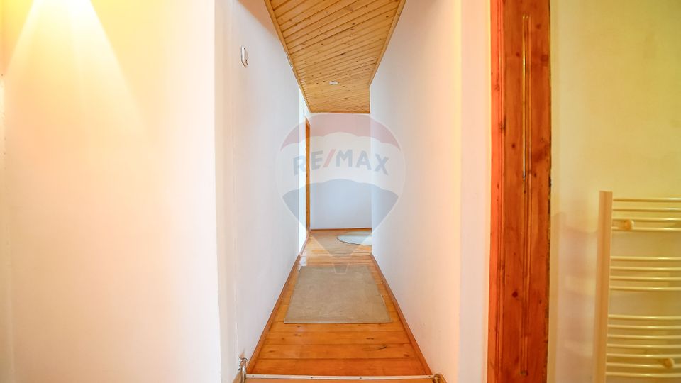 11 room House / Villa for sale