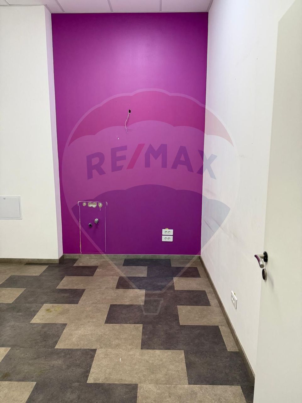 De vanzare | Spatiu comercial 92 mp | Strada Vasile Lascăr