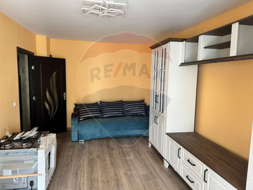 Apartament cu 2 camere de inchiriat-zona Mall