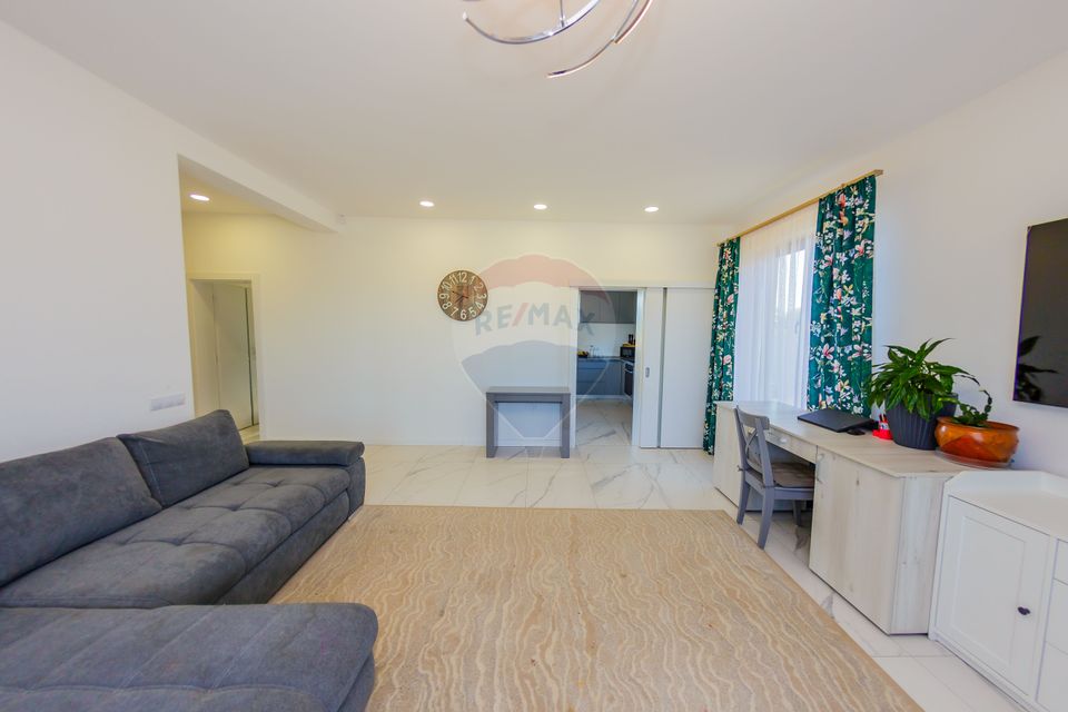 4 room House / Villa for sale