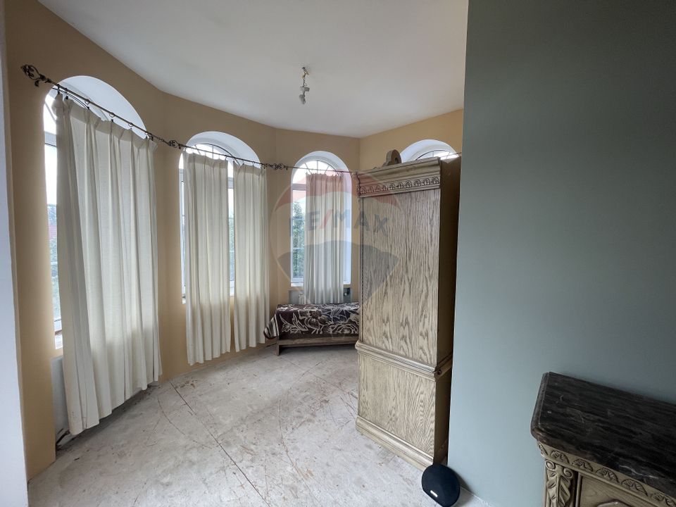 Spacious American-style house