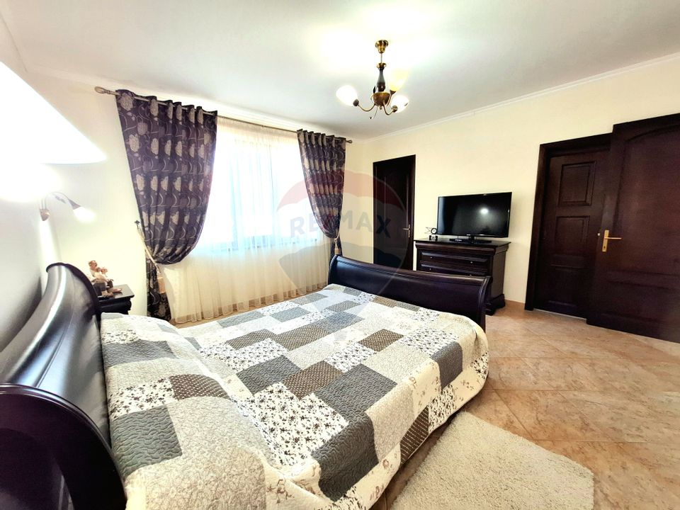 Casă / Vilă cu 4 camere de vânzare in Spataru, Buzau