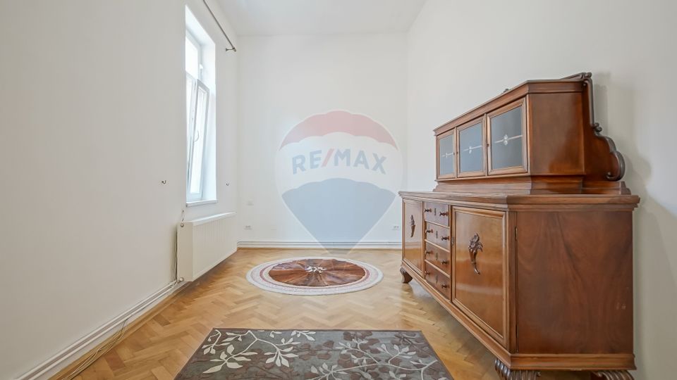 Apartament de închiriat in Centrul Istoric, pretabil regim hotelier