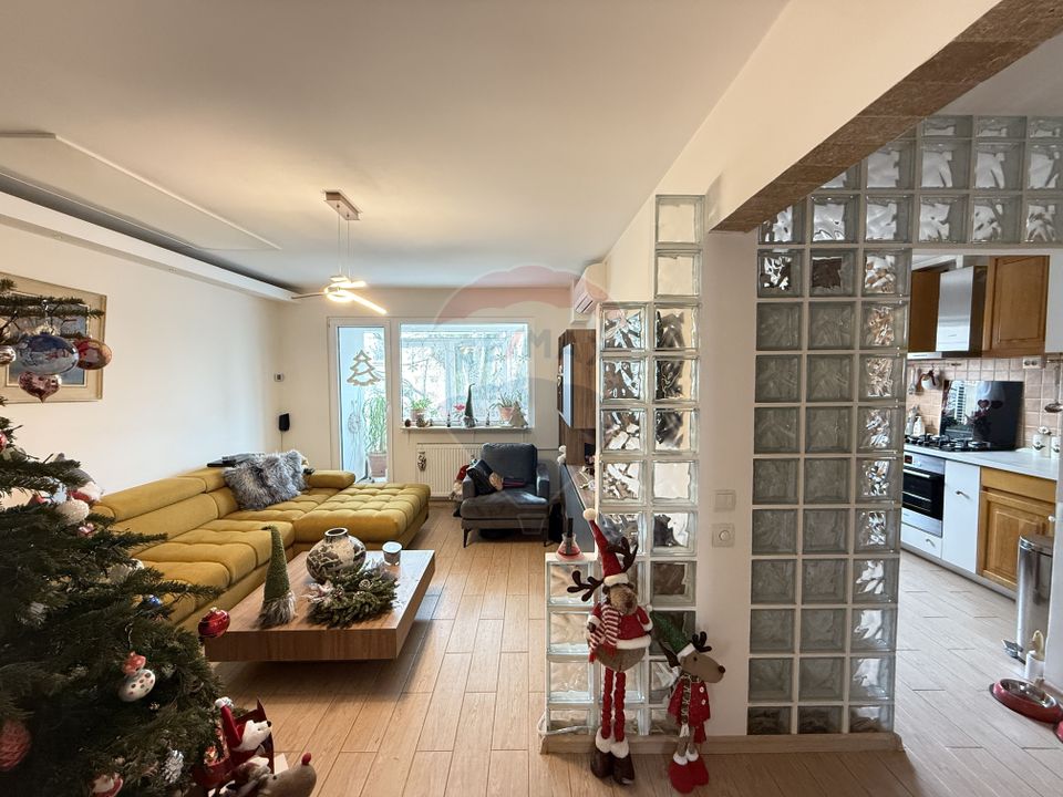 Apartament 3 camere  Aparatorii Patriei Berceni