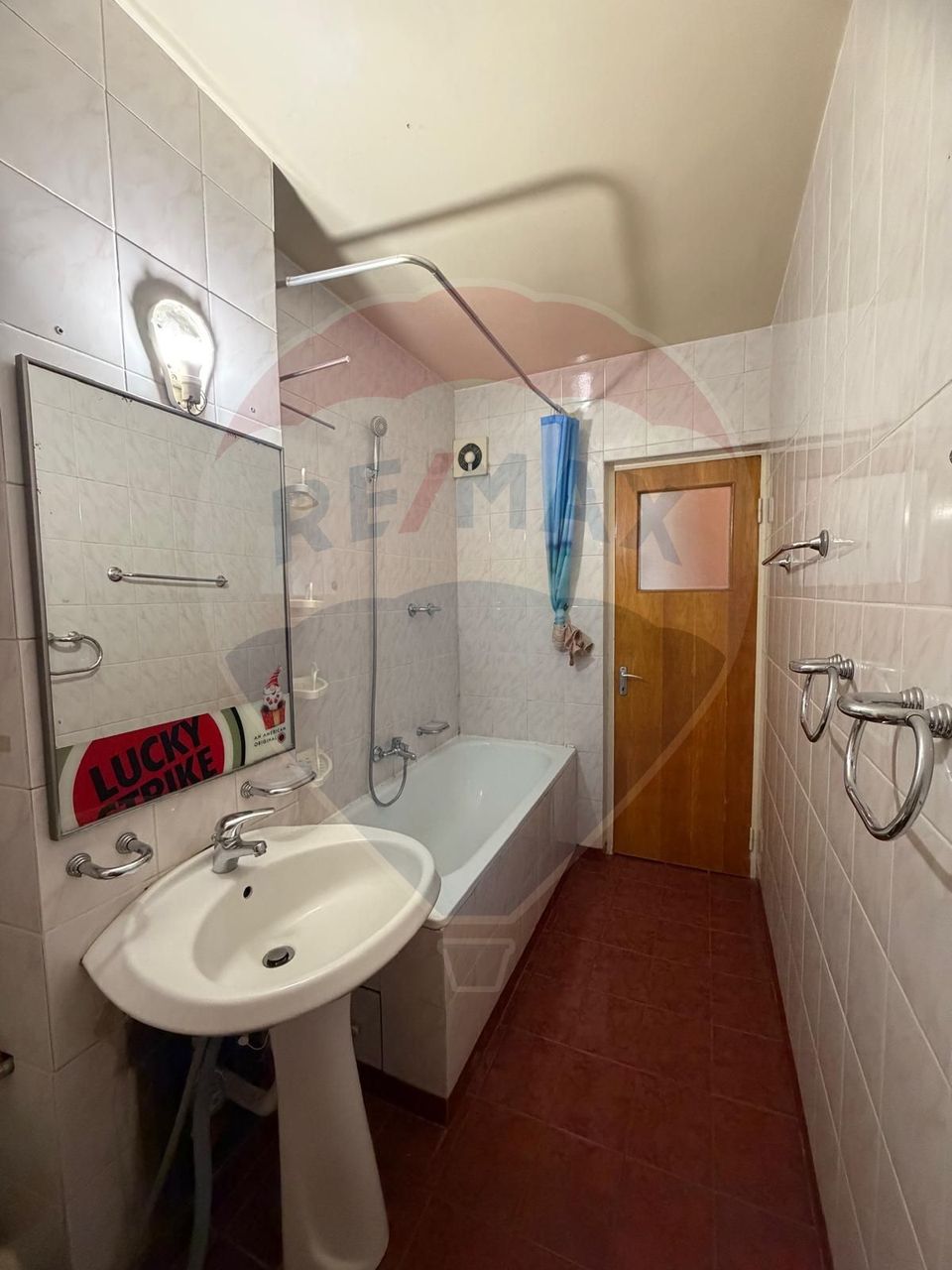 Apartament de închiriat-2 camere zona Titan