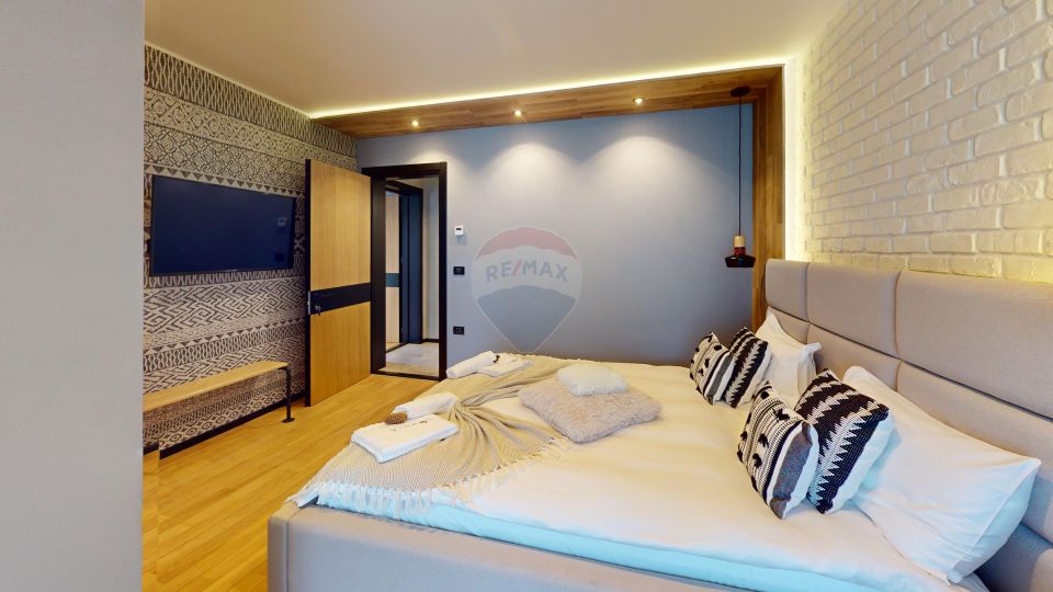 12 room Hotel / Pension for rent, Central area