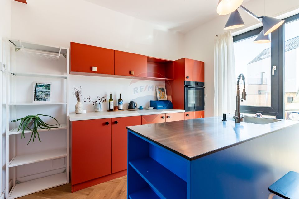 House for sale, Corbeanca area, Lake Hill