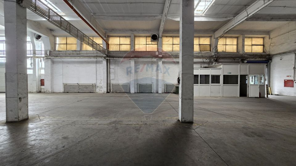 DE INCHIRIAT Spațiu industrial de 3000 mp în Buftea