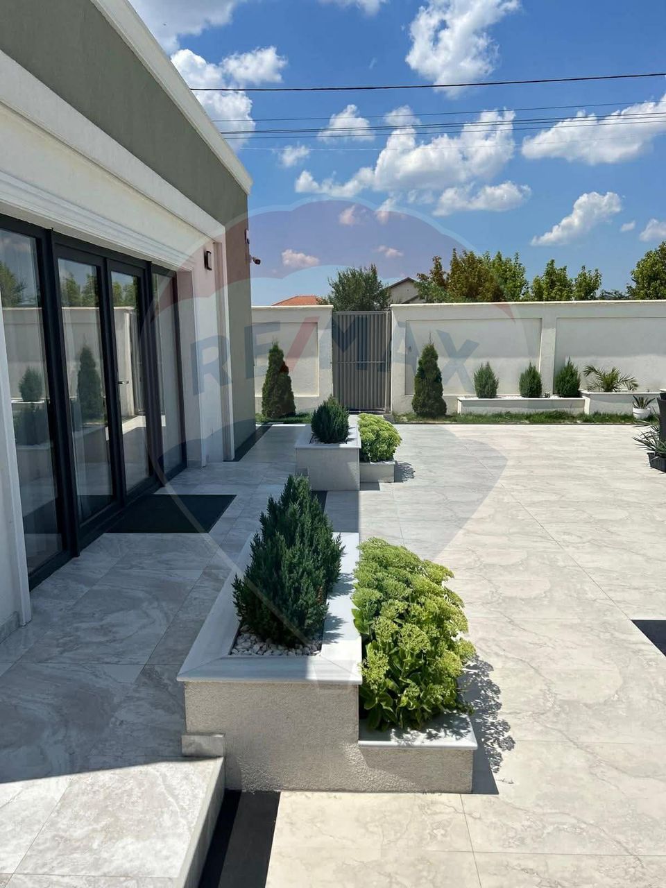 6 room House / Villa for sale