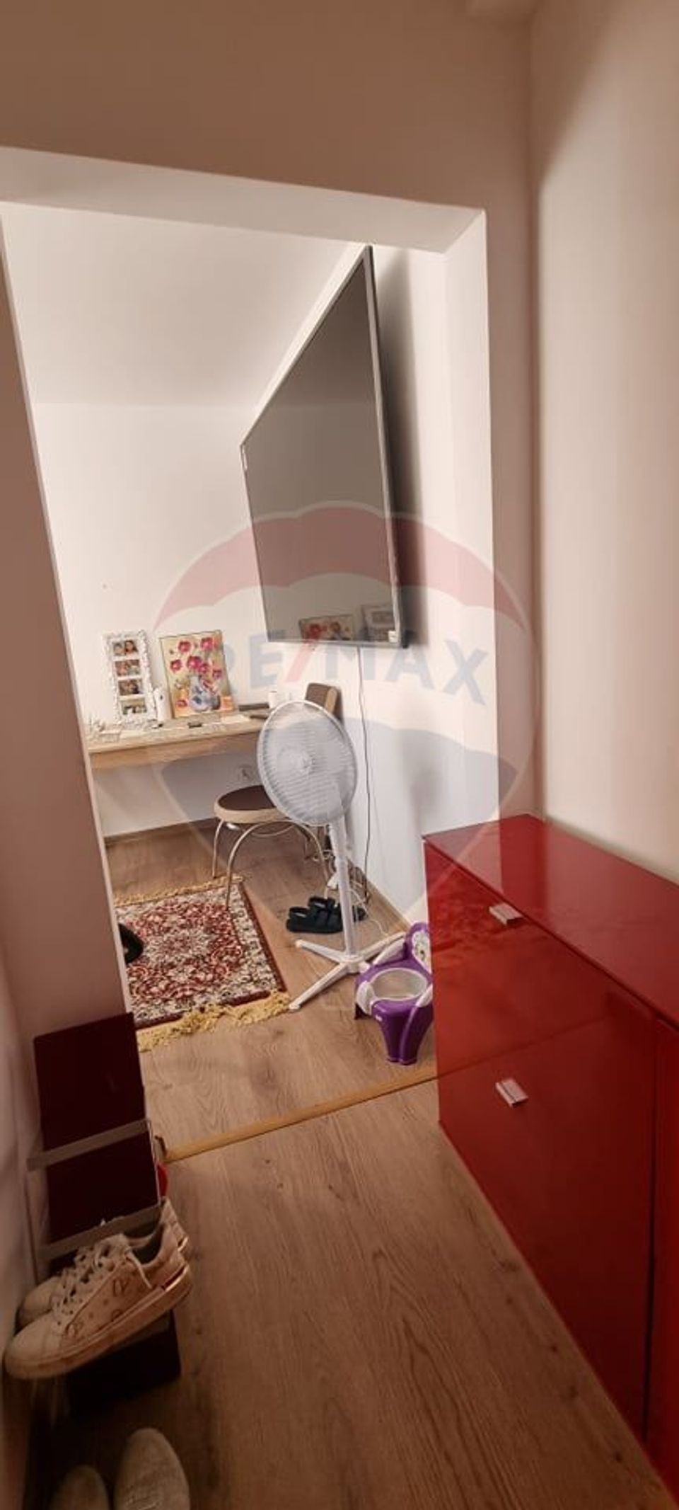 Apartament cu 2 camere de vânzare în zona Central