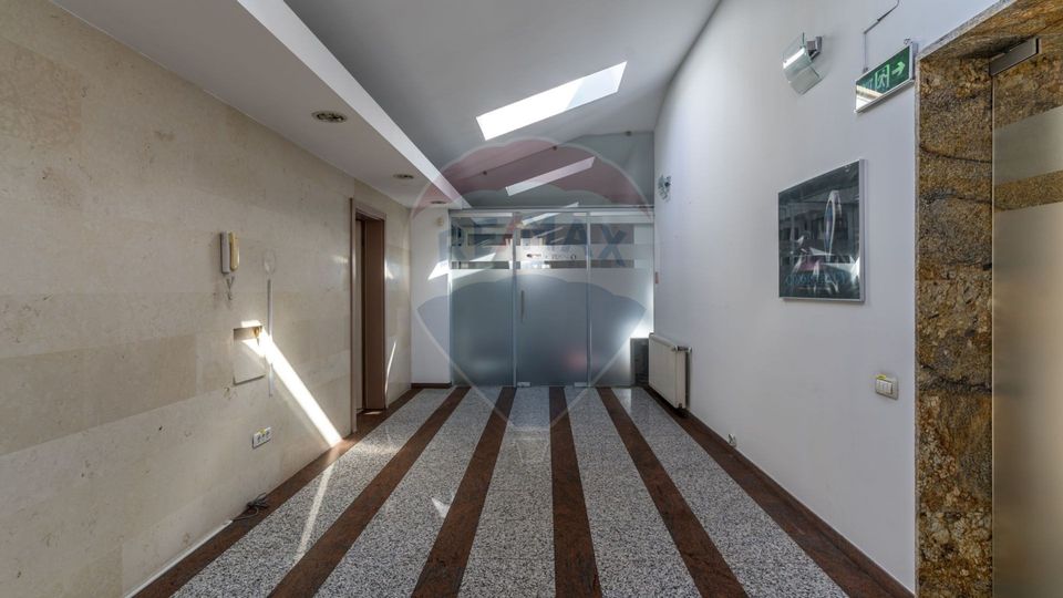 Spatiu de birouri de 754.6mp de vanzare, zona Andrei Muresanu