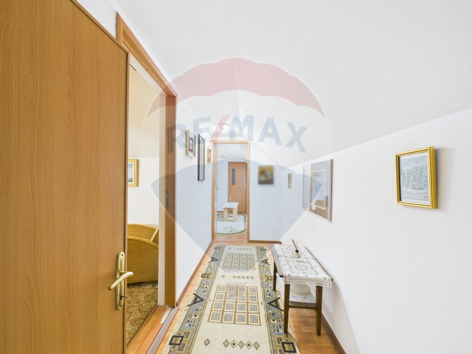 5 room House / Villa for sale, Central area