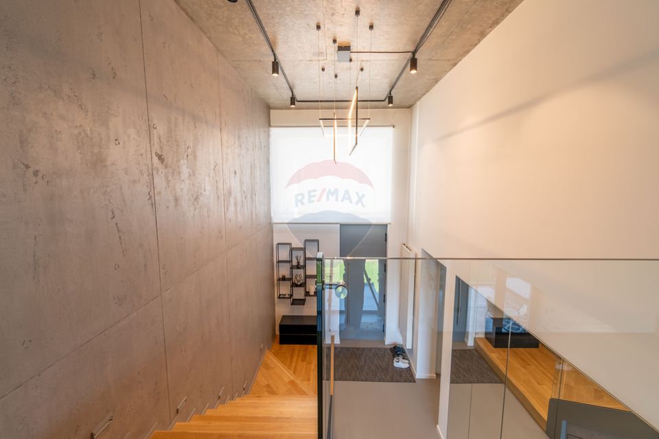 Casa de lux de vanzare in White House Residence