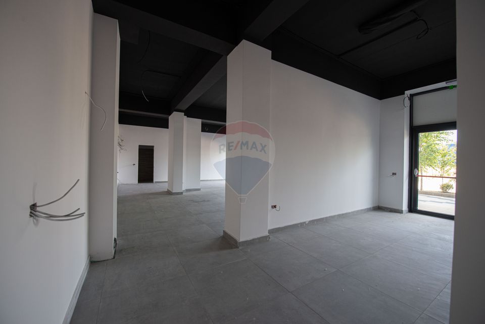 Spatiu comercial de inchiriat 86mp cu vitrina Militari