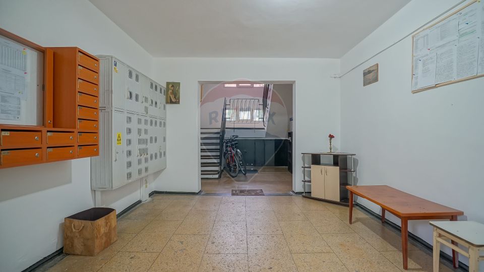 Apartament cu 2 camere în zona Astra, B.dul Saturn.