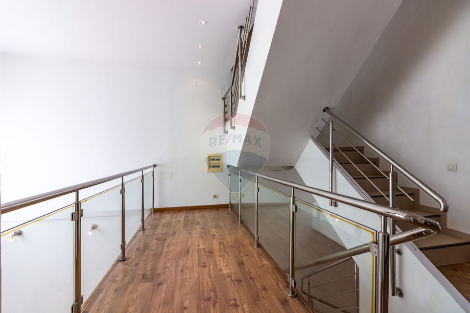 Casă / Vilă în Pipera de inchiriat, Iancu Nicolae, 5 x parcare