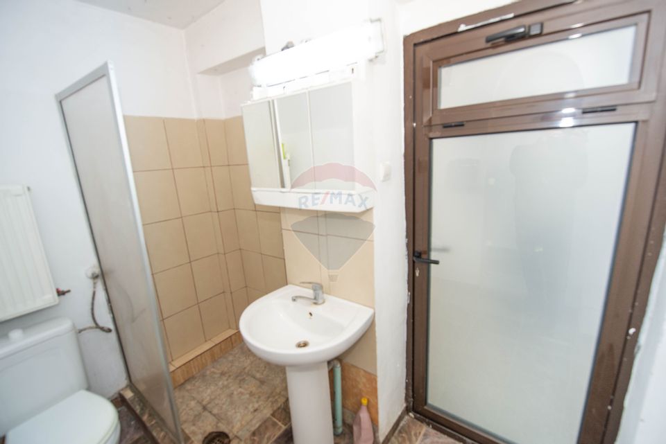 Vila interbelica cu 6 camere de vanzare, 99 mpu, Parc Cismigiu