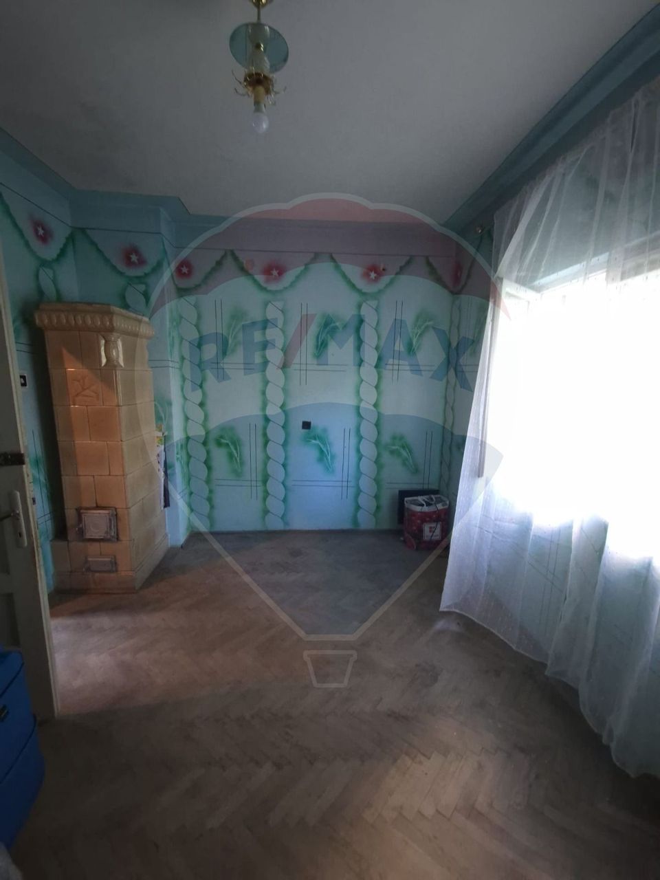 Casă / Vilă cu 11 camere de vânzare în zona Iancului