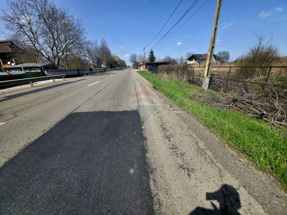 Teren 7,000mp Girov / deschidere 45 metri