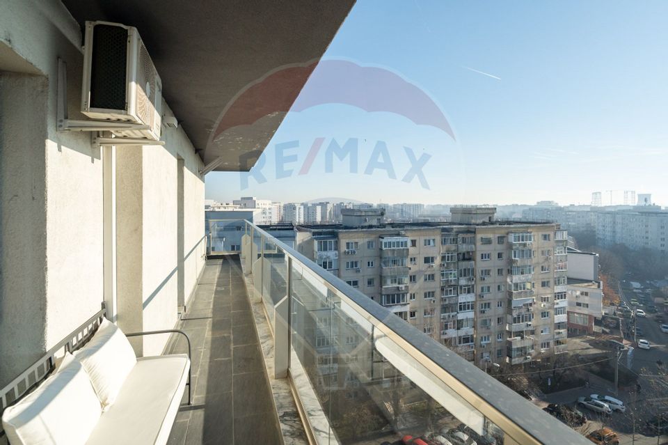 Apartament cu 3 camere de vânzare în zona Dristor