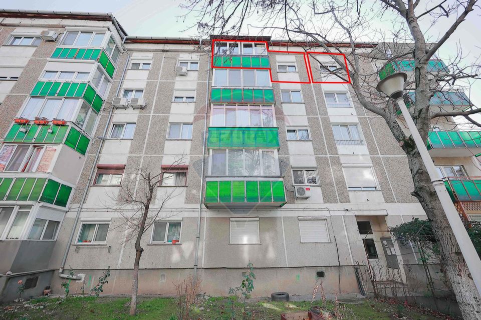 3 room Apartment for sale, Decebal area