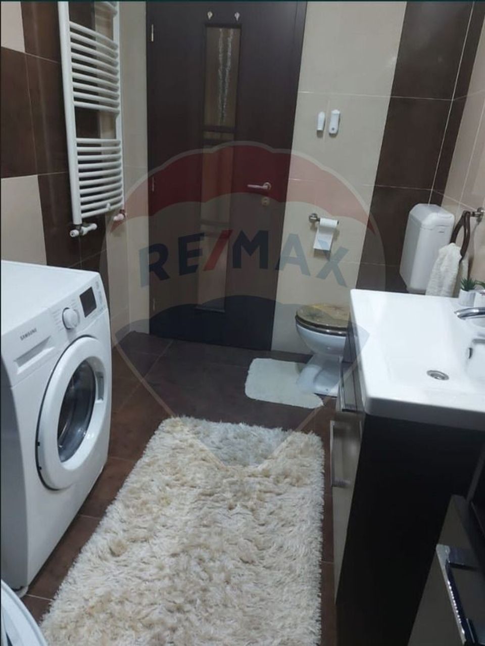 Apartament cu 2 camere de vânzare în Cartierul Latin