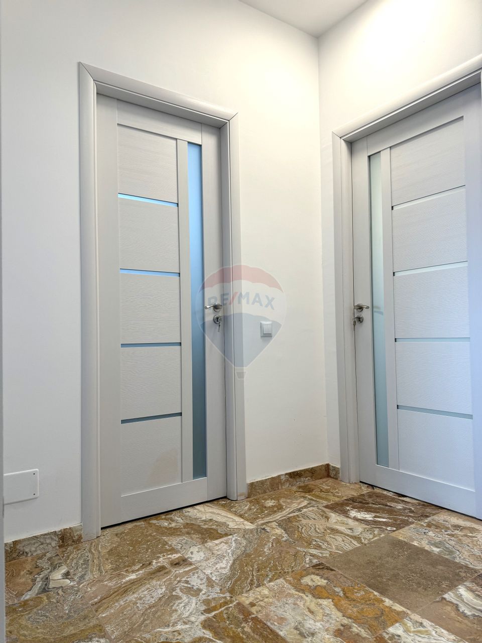 Apartment for sale 3 rooms Buftea Exterior North area