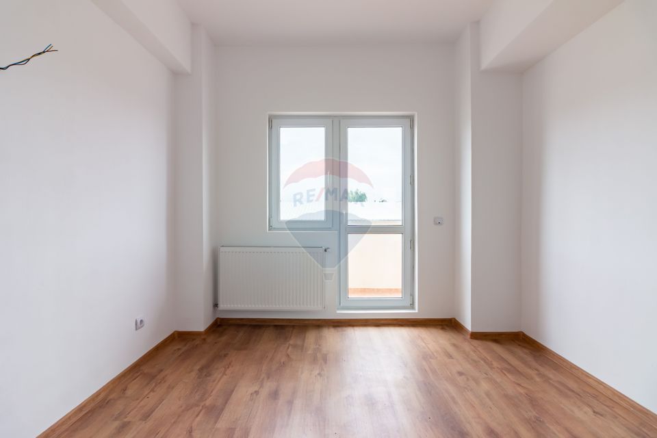 Apartament cu 3 camere de vânzare în zona Chitila