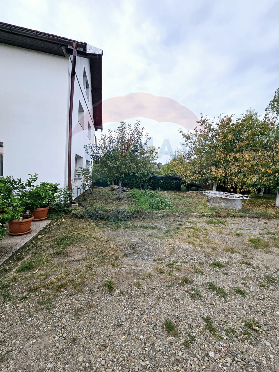 Casă / Vilă cu 5 camere de vânzare