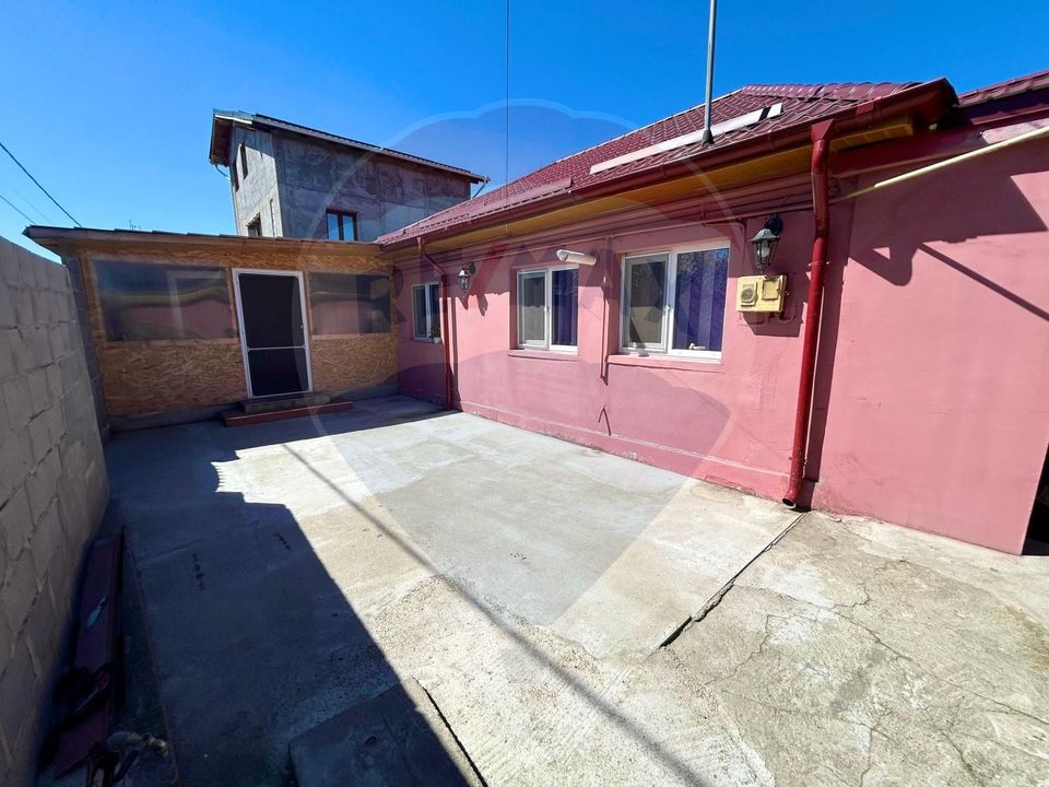 Casă cocheta aproape de Promenada Mall