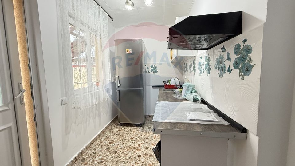 Casă / Vilă cu 3 camere de închiriat în zona Giurgiului