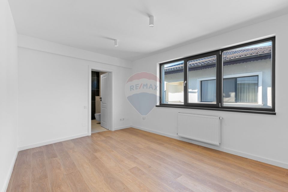 Vilă superba Cernica | vedere la padure si lac | finisaje moderne