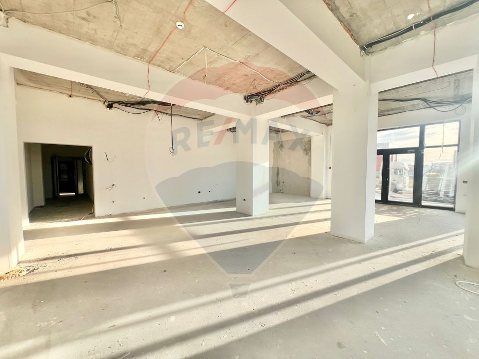 171sq.m Commercial Space for sale, Universitatii area