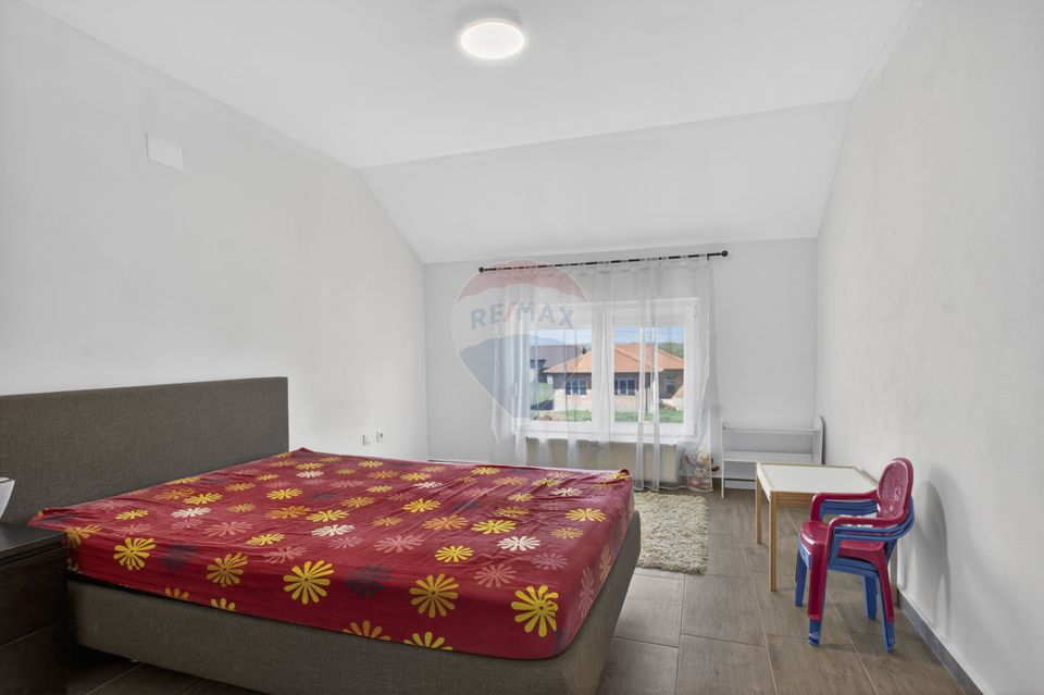 6 room House / Villa for sale