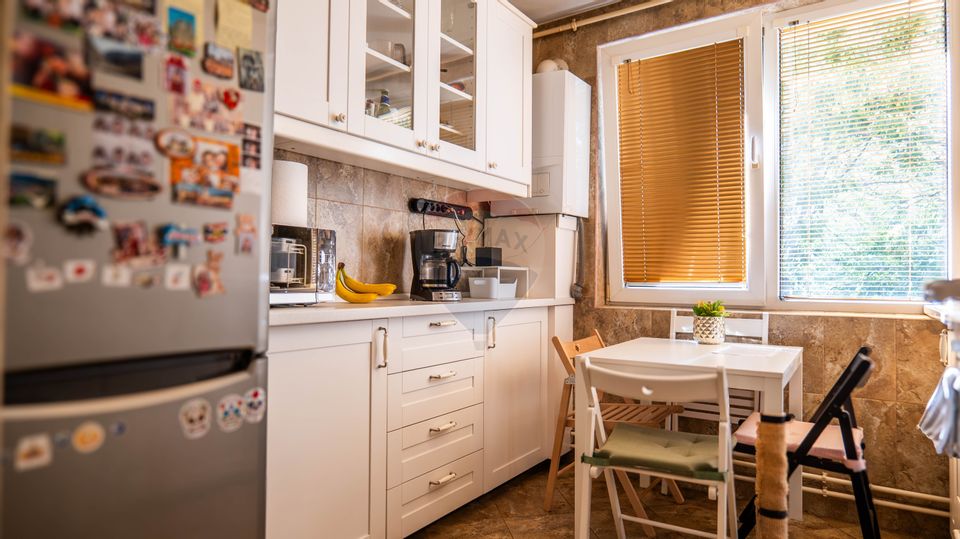 Vanzare apartament 3 camere modern, 62 mp, mobilat și utilat complet