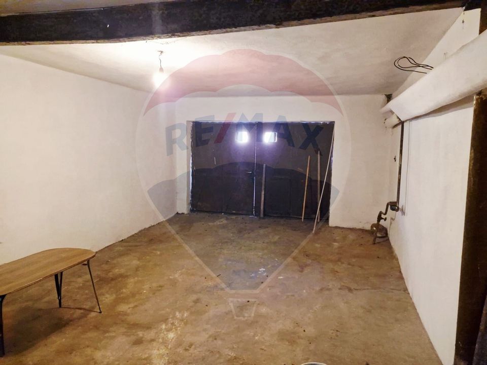 Casă / Vilă  str. Ana Ipatescu S+P+1 , 5 camere , teren - 252 mp