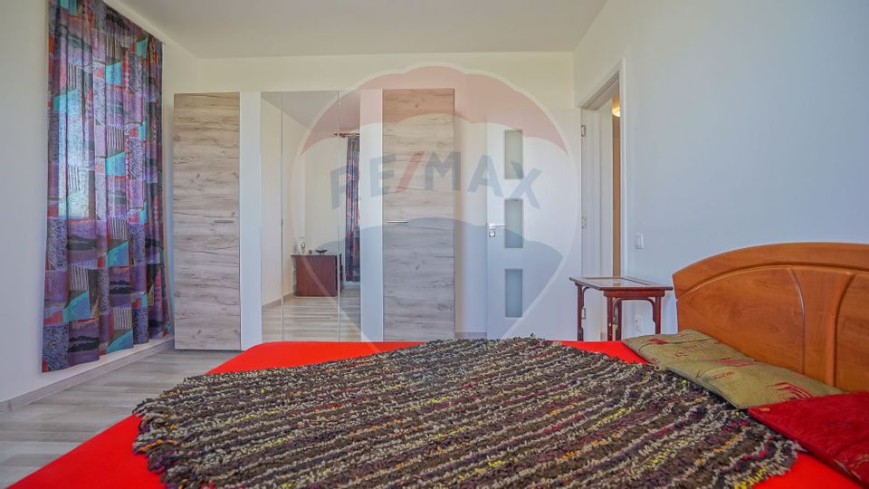 Apartament 2 camere cu 100 mp de gradină, de închiriat, Zona Sânpetru