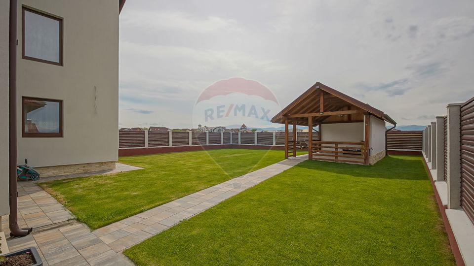 - REZERVAT- Casă Harman - Constructie 2025