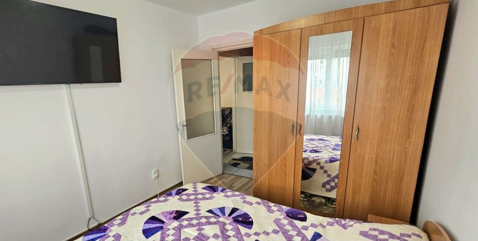 2 room Apartment for sale, Milcov area
