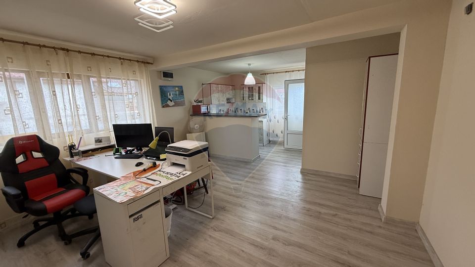 Spațiu comercial de vanzare Gruiu-Snagov 397mp teren