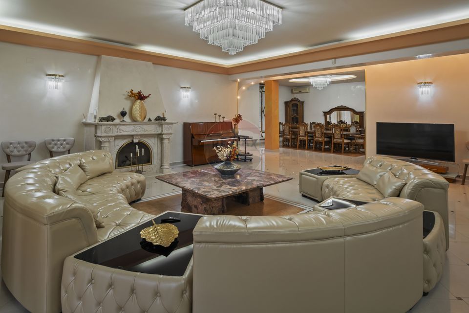 Casă / Vilă cu 6 camere de închiriat în zona Nord