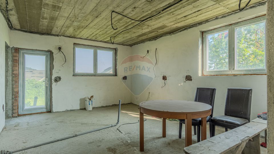 COMISION 0 | CASA LA GATA | TEREN 1322 MP | PISCINA | SAUNA | 5 TERASE