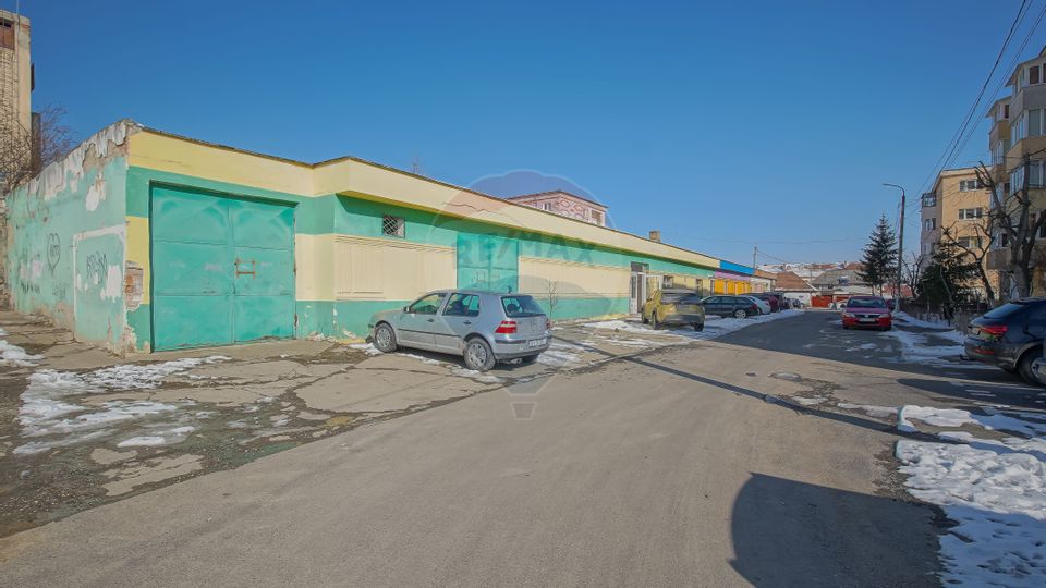 Comision 0 | Spațiu Comercial 876 mp și Teren 1500 mp