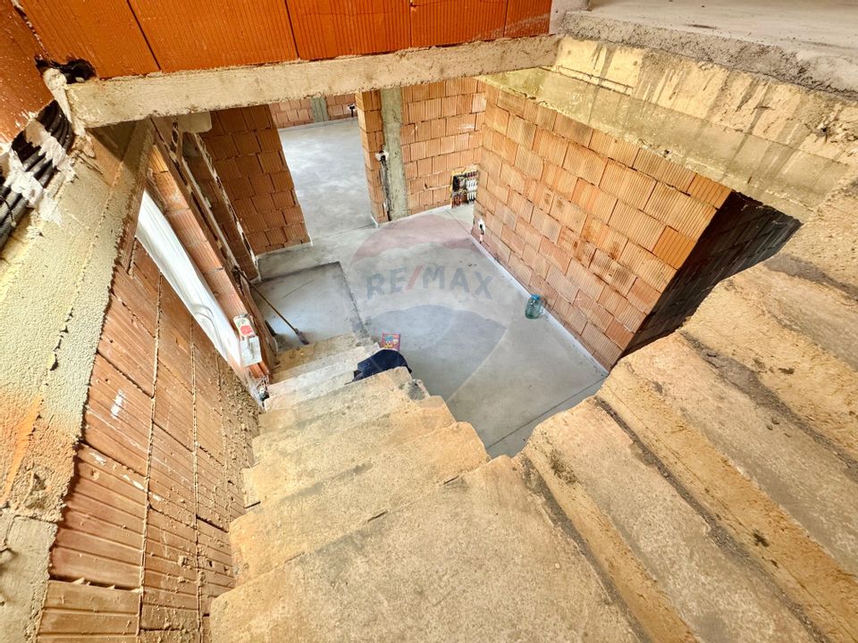 5 room House / Villa for sale, Central area