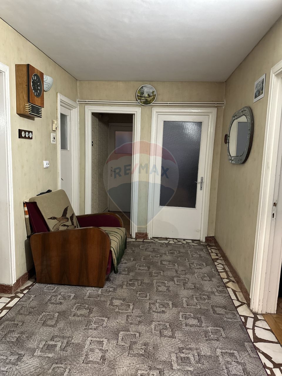 4 room Apartment for sale, Central area